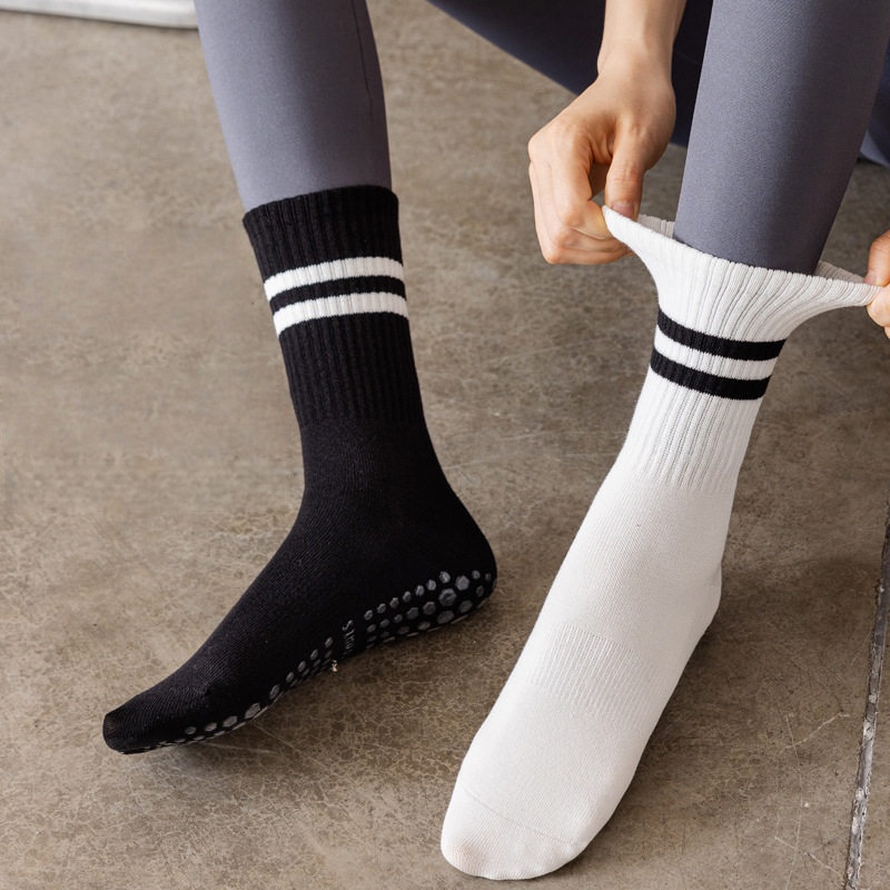 Women Non Slip Yoga Socks, Gri - огляд і ціна Pilates Yoga And Gym