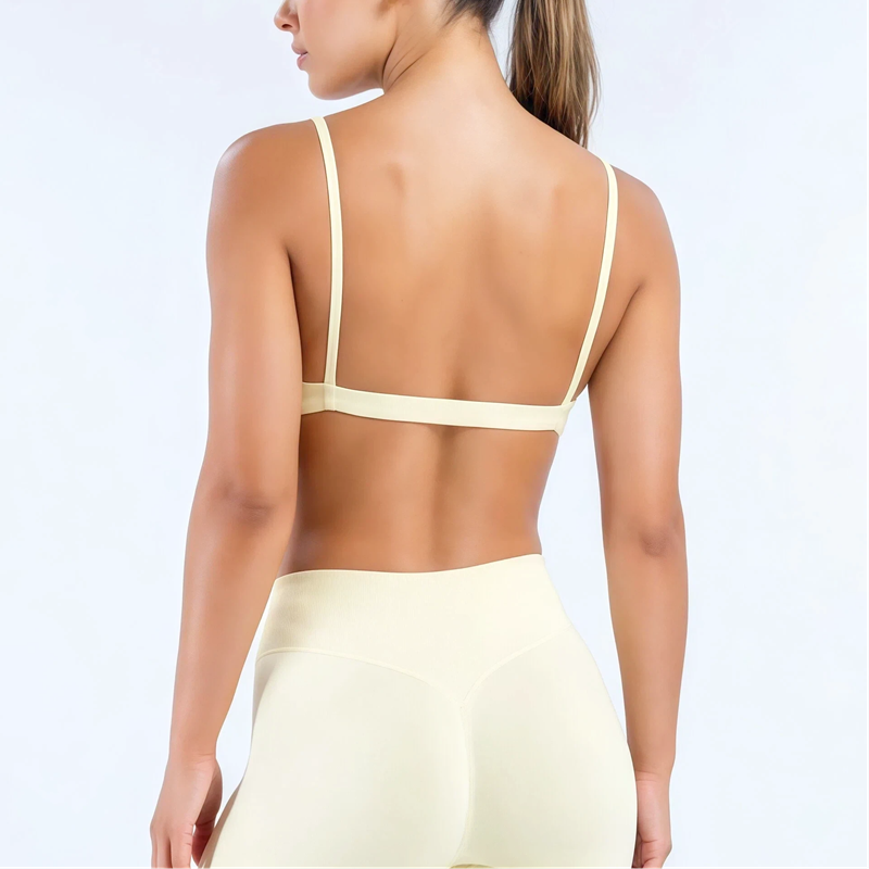 HISTELLO Impact Scoop Neck Bra - огляд і ціна Pilates Yoga And Gym